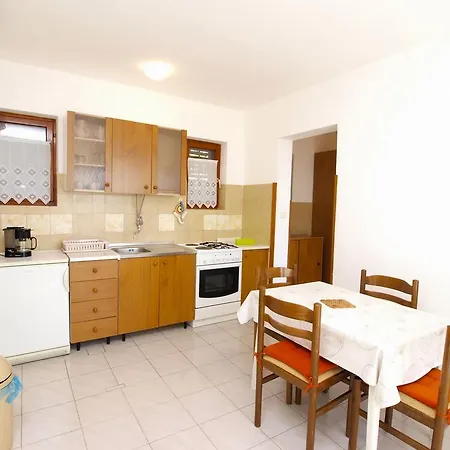 Apartman 981 Rabac