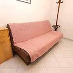 981