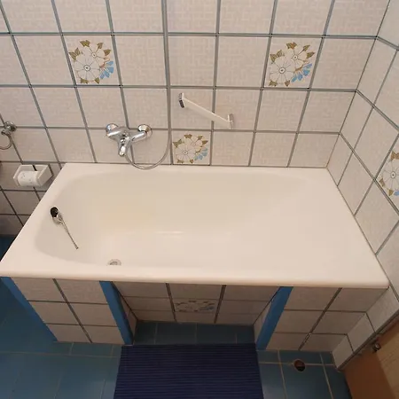 Apartment 981