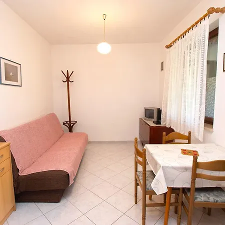 Apartment 981